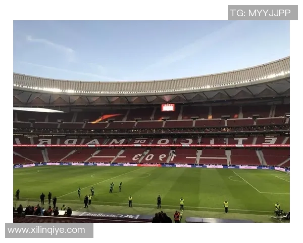 足球传奇巨星之路：探寻那些改变世界的球场传奇与伟大时刻